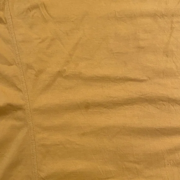 Alphalete Bundle (2 shirts) - Picture 2 of 5